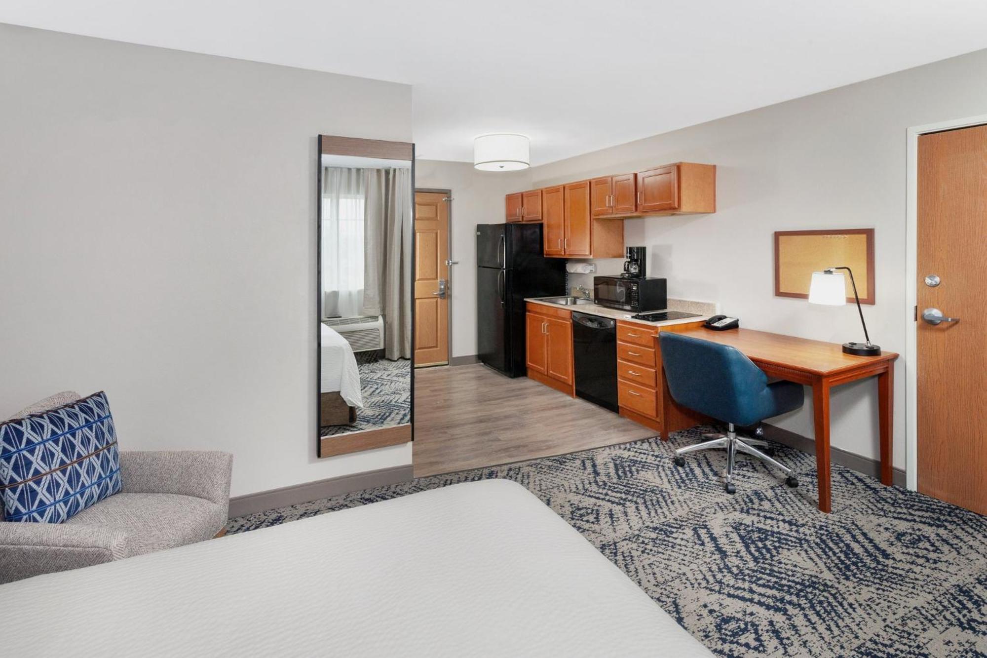 Candlewood Suites Louisville North By Ihg Clarksville  Buitenkant foto